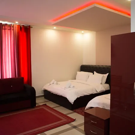 Buna Park Hotel Shkoder Exterior photo
