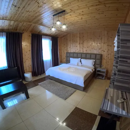 Buna Park Hotel Shkoder Exterior photo