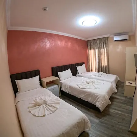 Buna Park Hotel Shkoder Exterior photo