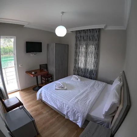 Buna Park Hotel Shkoder Exterior photo