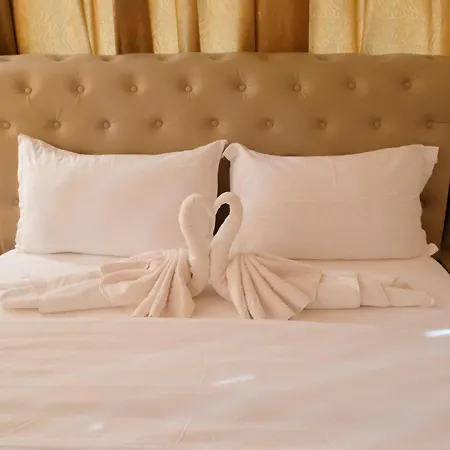 Buna Park Hotel Shkoder Exterior photo