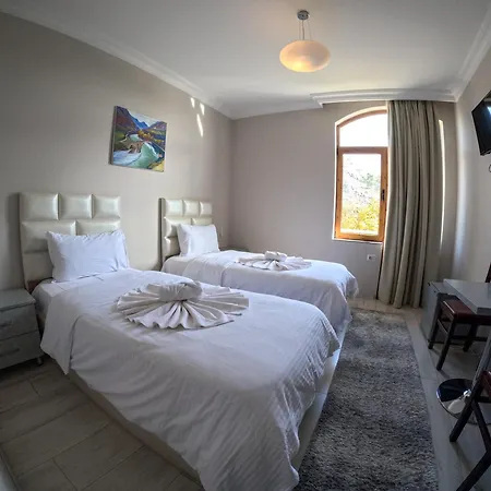 Buna Park Hotel Shkoder Exterior photo