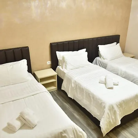 Buna Park Hotel Shkoder Exterior photo