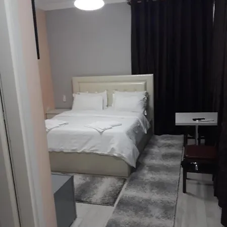 Buna Park Hotel Shkoder Exterior photo