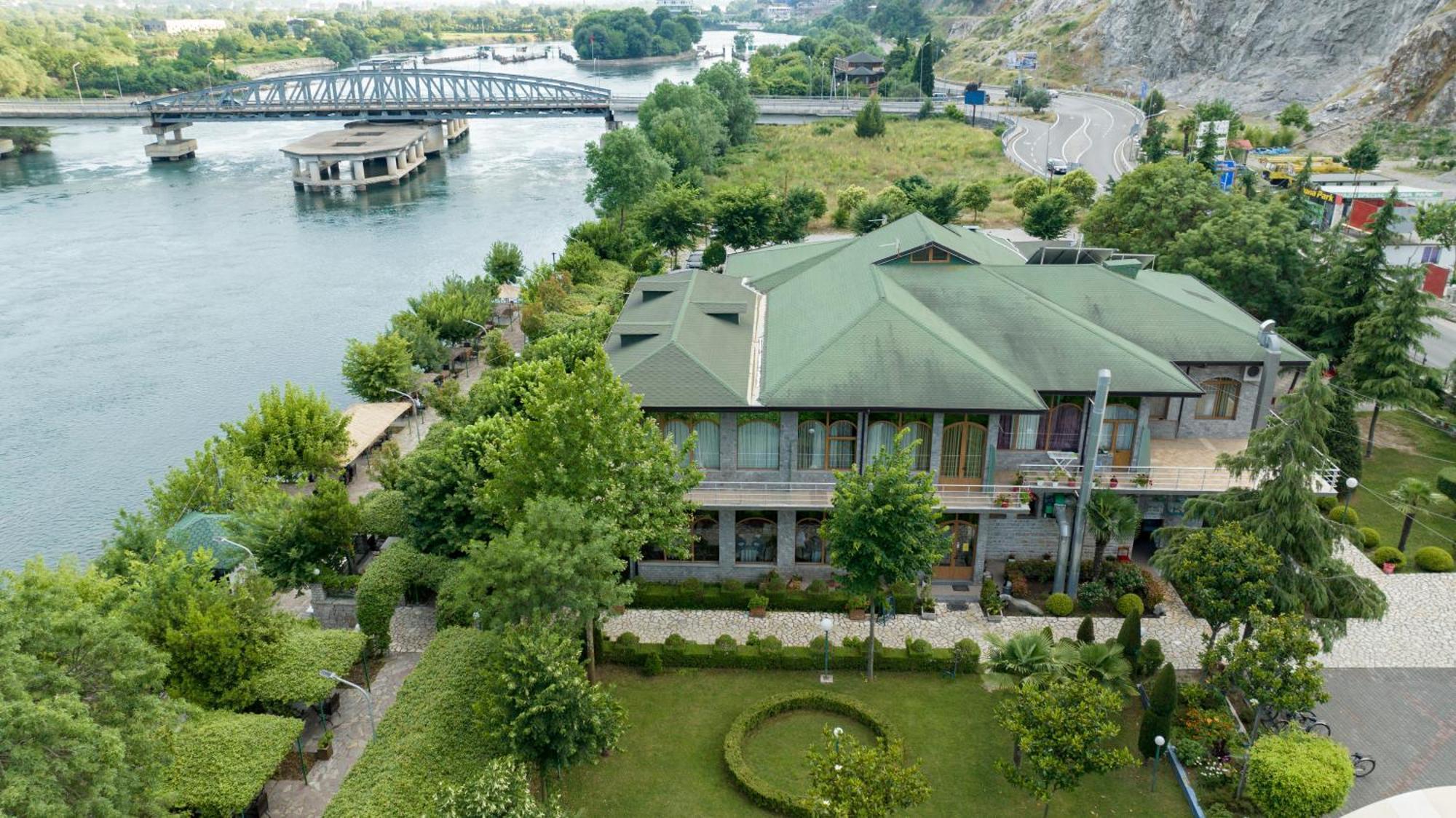 Buna Park Shkoder