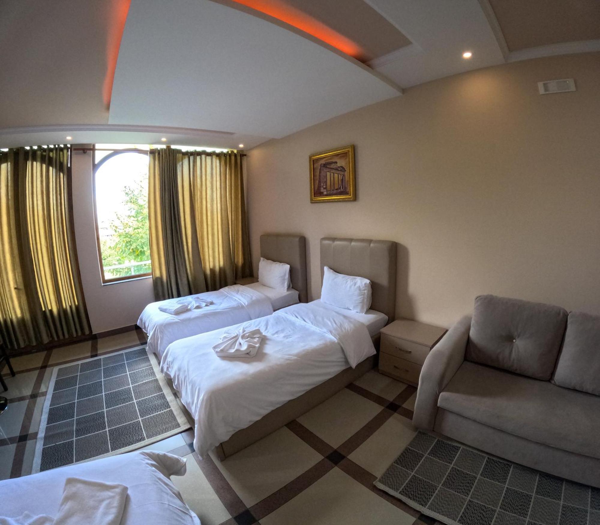 Buna Park 4*